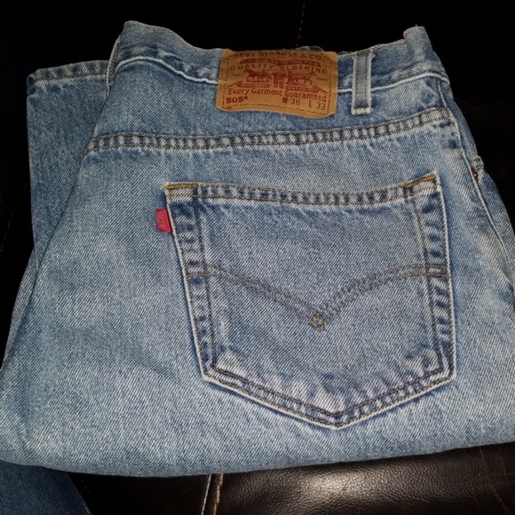 Levi's Other - Levi 505 relaxed fit 36x33